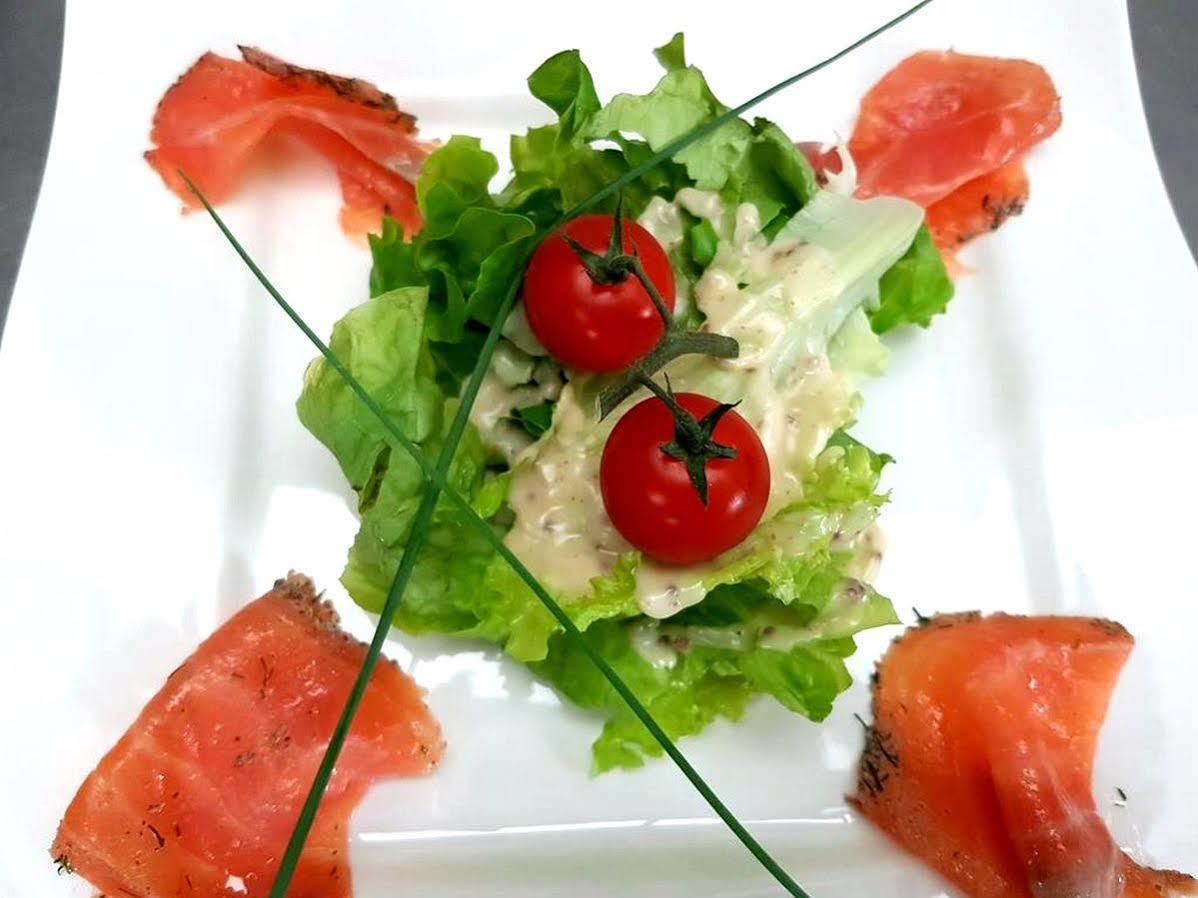 威尼斯鲨鱼餐厅酒店 阿兰 外观 照片